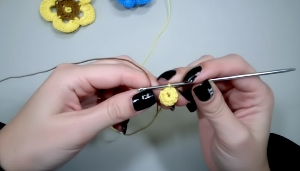 Crochet Pansy Flower