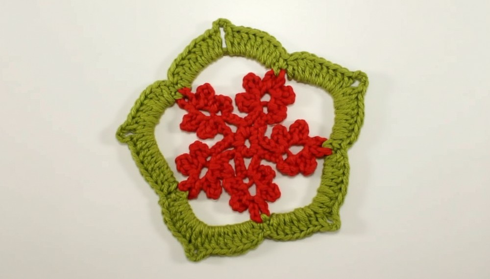 Crochet Flower Table Runner