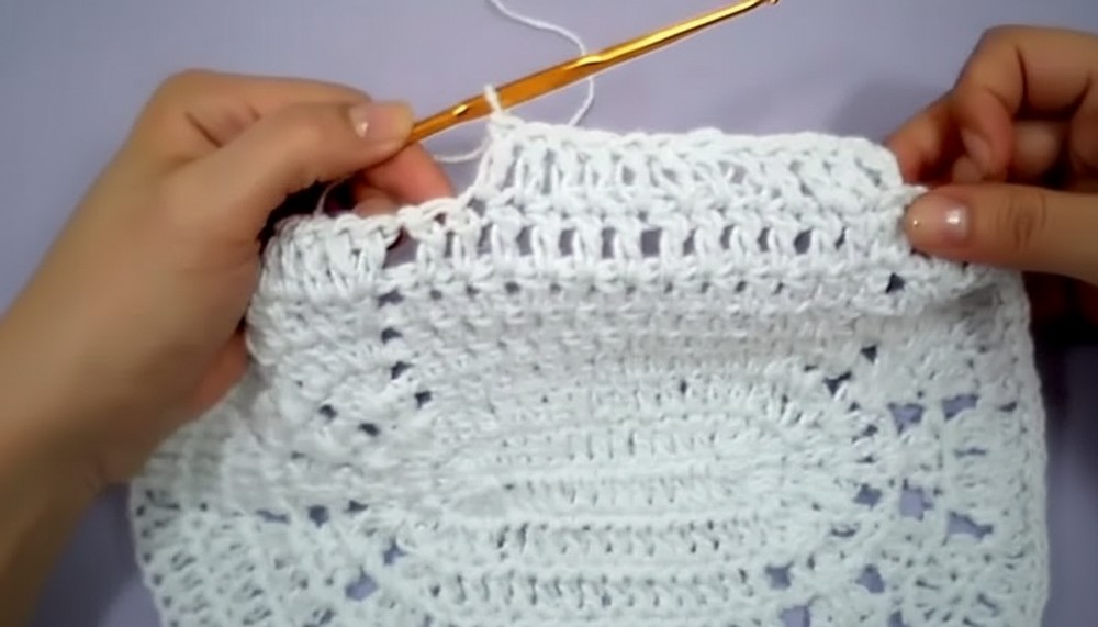 Crochet Oval-shaped Rug