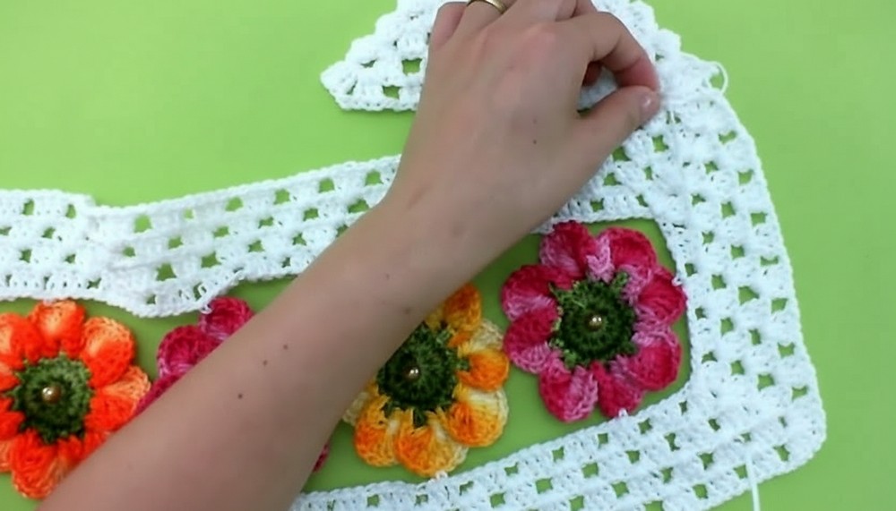 Crochet Flower Table Runner
