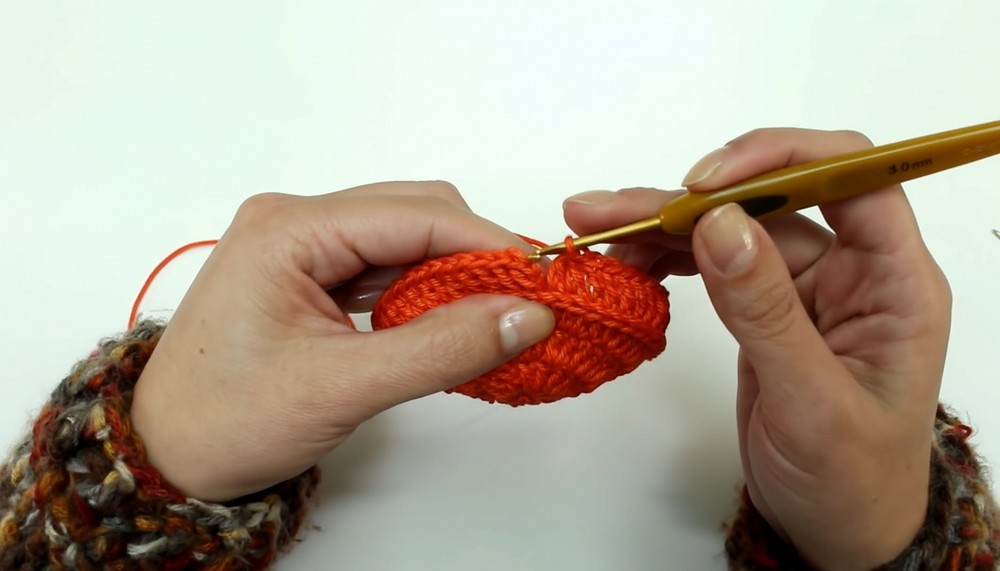 Crochet Cover For A Glass Jar