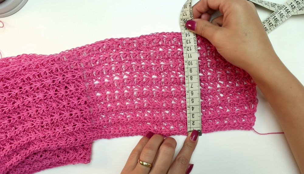 Crochet Beautiful Cowl Scarf