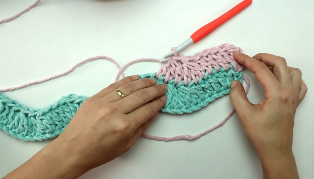 Crochet Striped Rug Long