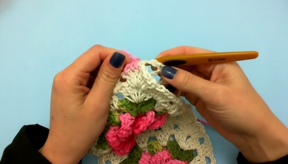 Crochet Toilet Paper Holder
