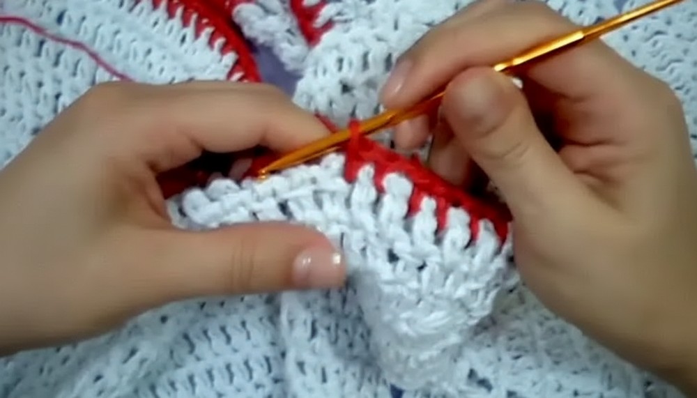 Crochet Oval-shaped Rug