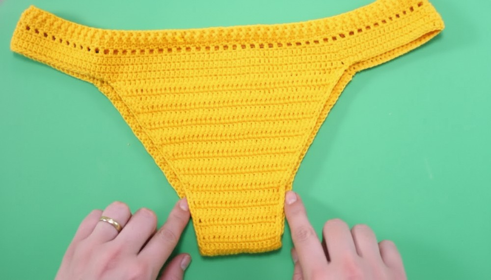 Crochet V-shape Bikini