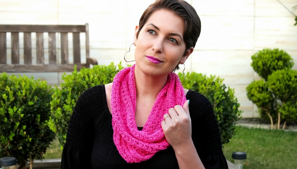 Crochet Beautiful Cowl Scarf
