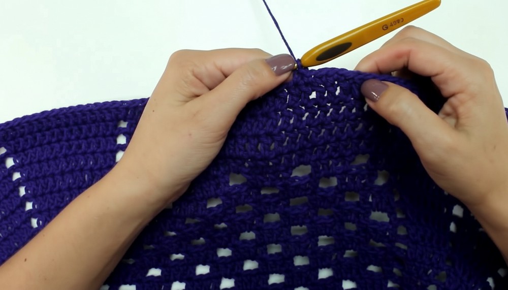 Crochet Oval Doily Or Rug