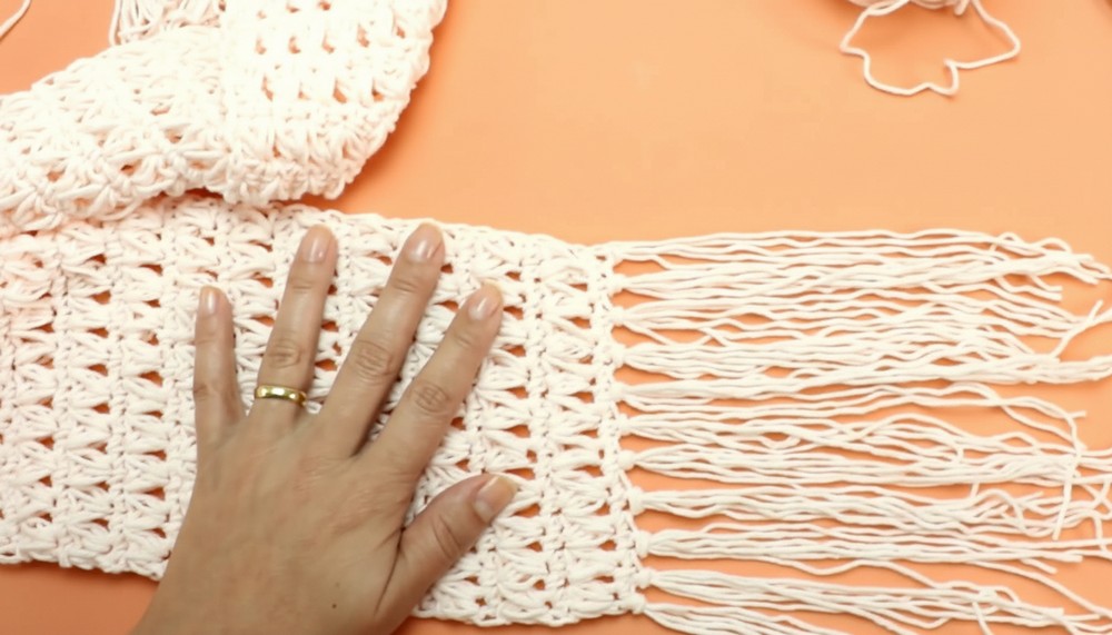 Crochet Beautiful Scarf