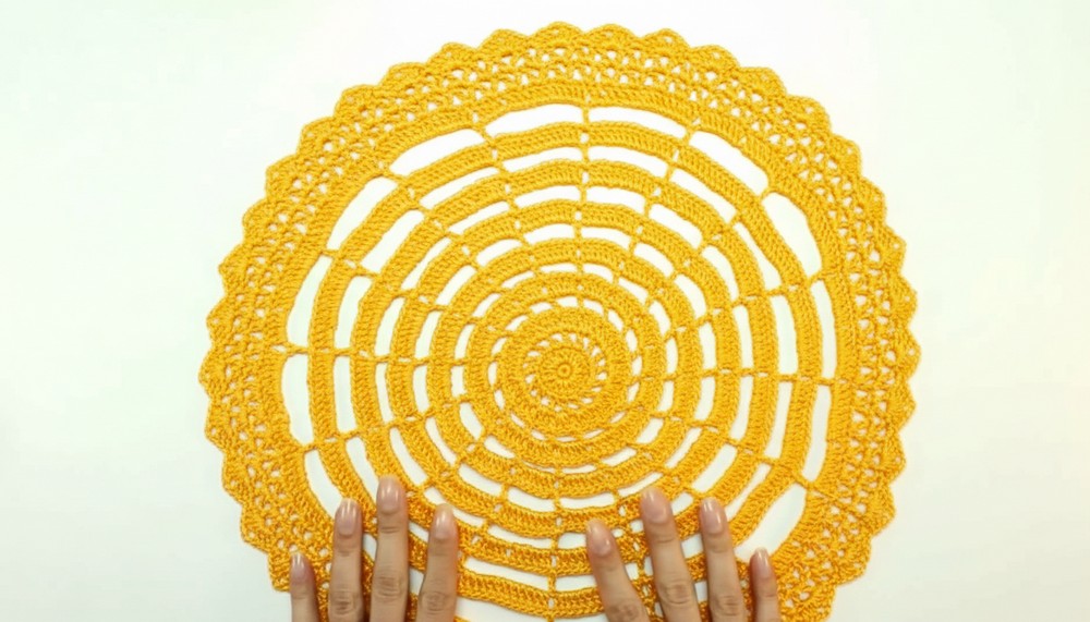 Crochet Circular Placemat