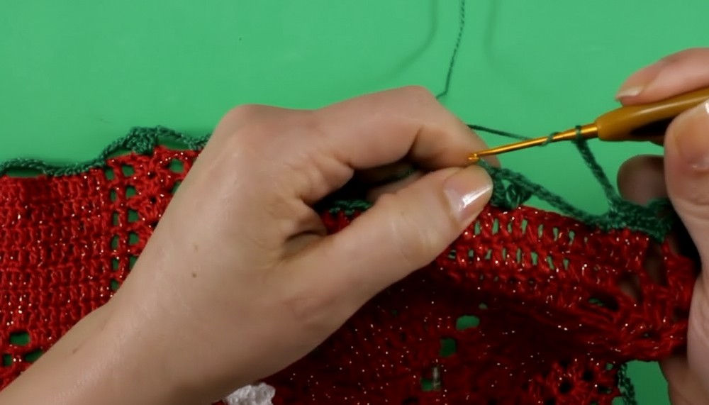 Crochet Christmas Doily Table