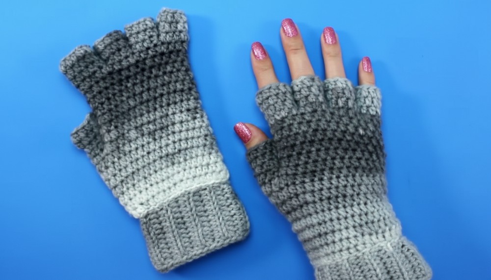 Crochet Fingerless Glove