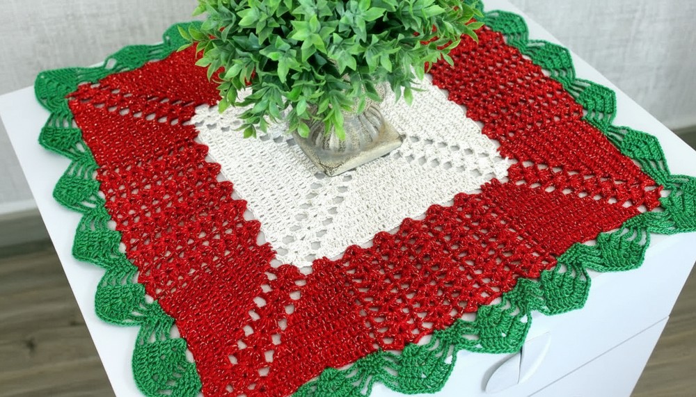 Crochet Christmas Doily Table