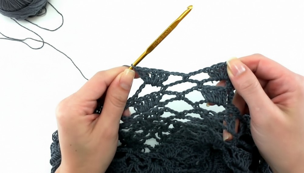 Crochet Beautiful Mesh Top