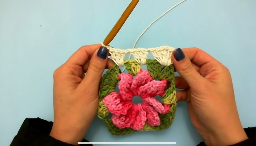 Crochet Toilet Paper Holder