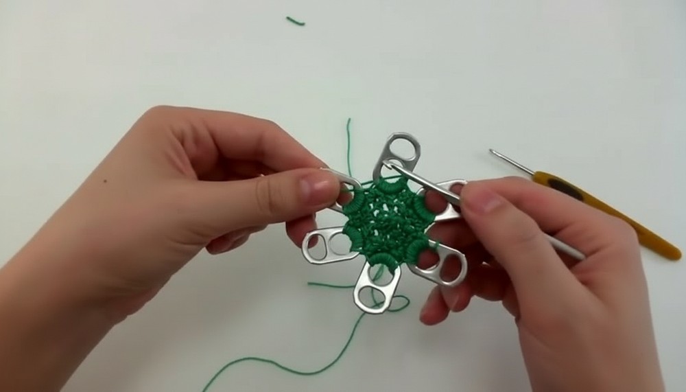 Crochet Flower Can Tabs