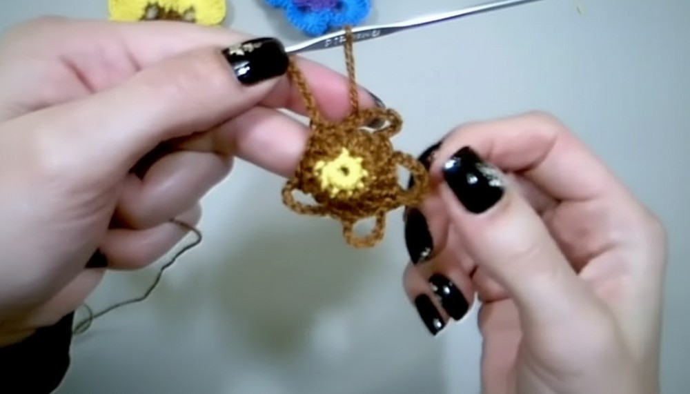 Crochet Pansy Flower
