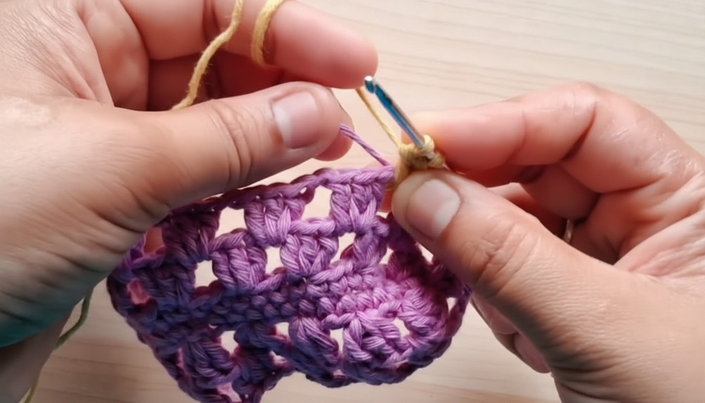 Crochet Mobile Bag