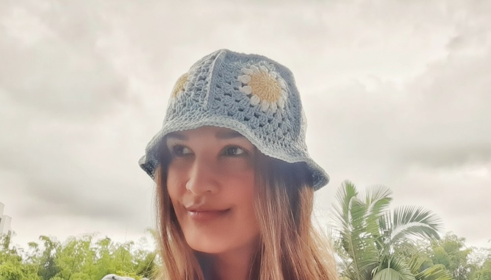 Crochet Daisy Bucket Hat