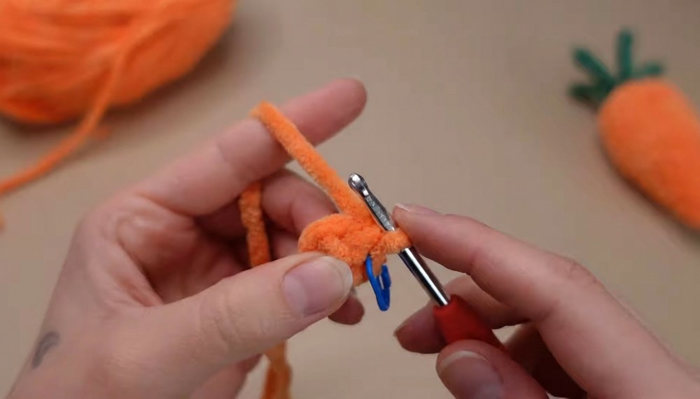 Crochet Carrot Tutorial