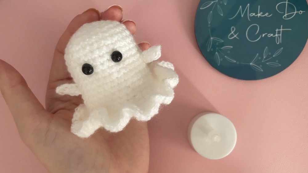 Crochet Ghost Amigurumi