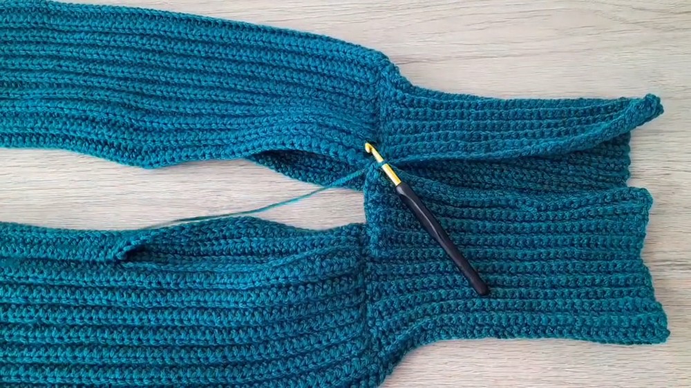 Crochet Arm Warmer Sweater