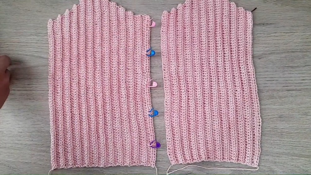 Crochet Button-tank Top