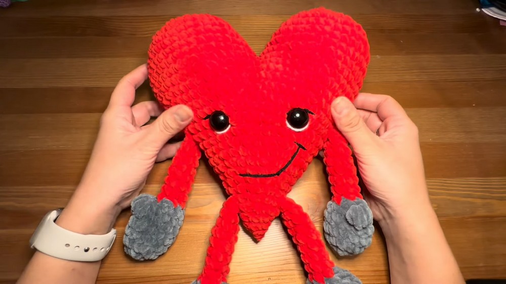 Crochet Cuddly Heart