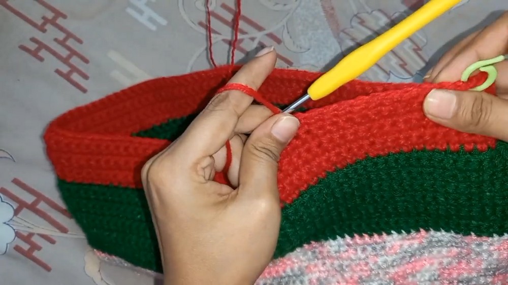Crochet Striped Handbag