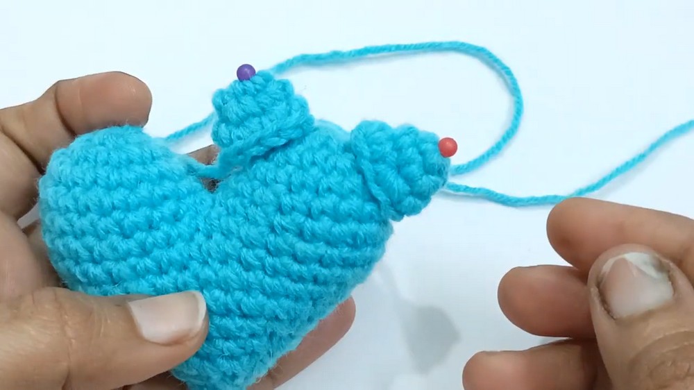 Crochet Heart Cat Amigurumi
