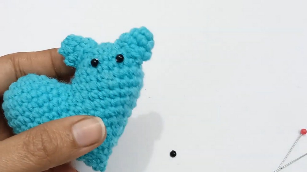 Crochet Heart Cat Amigurumi