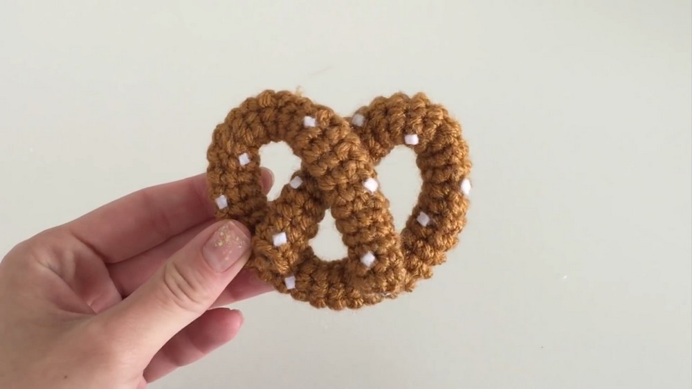 Crochet Amigurumi Pretzel