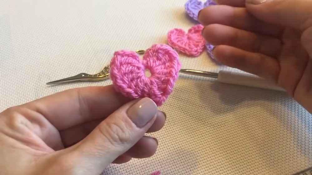 Crochet Mini Heart