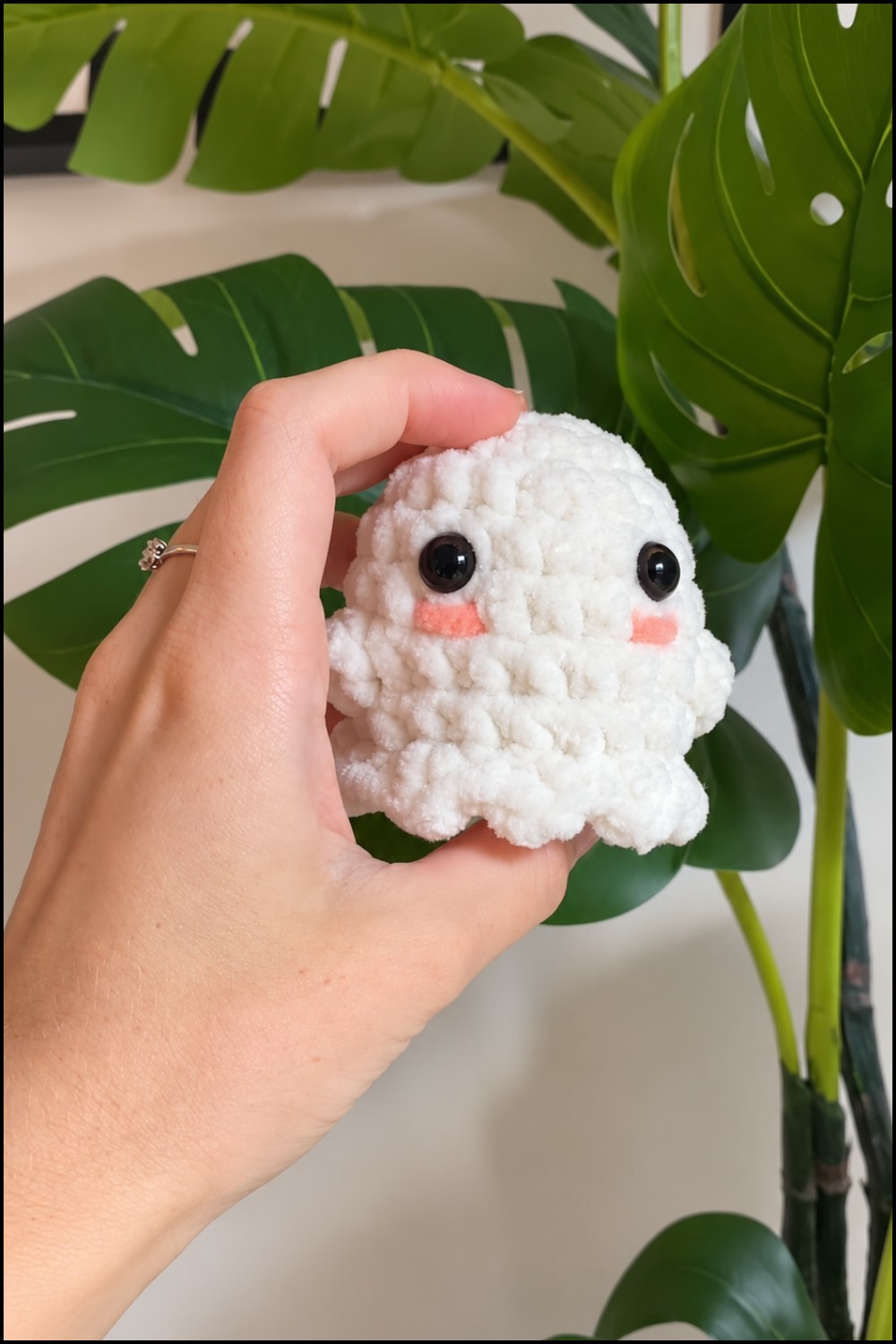 Crochet Ghost Halloween Pattern 4