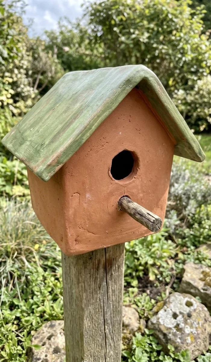 Green Roof Clay Bird House Design
